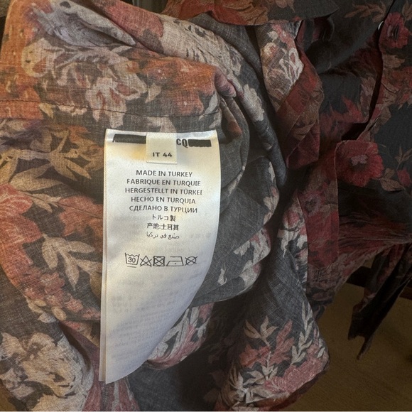 MCQ by Alexander McQueen black and red floral shirt Size XS - Picture 2 of 6